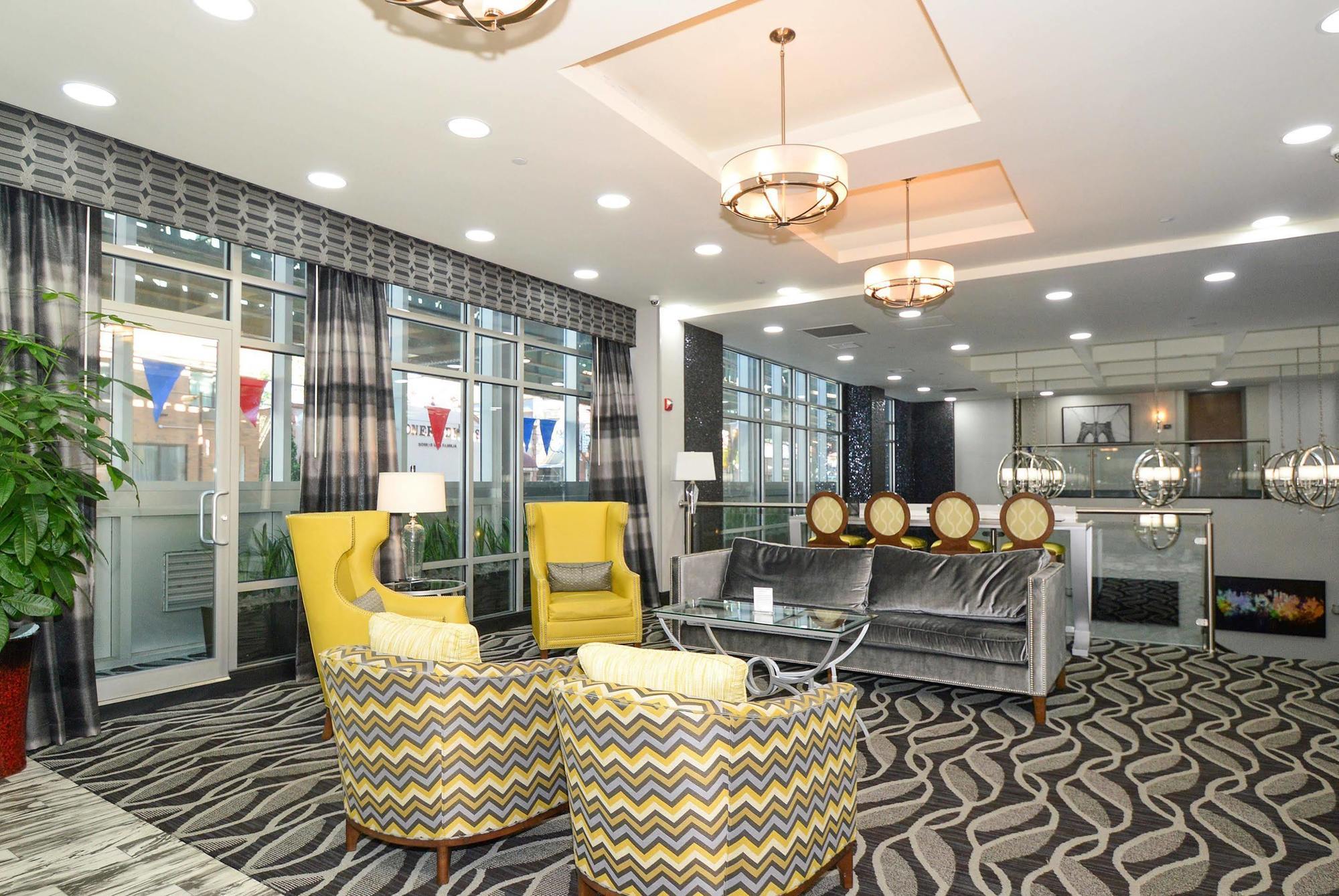 Best Western Plus Laguardia Airport Hotel New York Interiør bilde